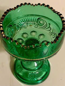 lot 324 image: Vintage EAPG Jelly Compote Esther Pattern