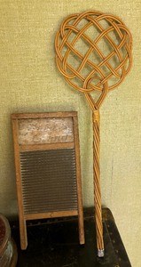 lot 430 image: Vintage Wares