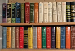 lot 432 image: Grand Grouping of Readers Digest Condensed Books