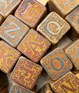 lot 442 image: Fun Vintage Wooden Childrens Blocks
