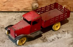 lot 410 image: 1920s Wyandotte Pressed Steel Farm Stake Truck