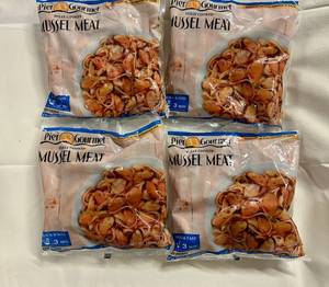 C. 4x 16oz Fully Cooked Mussel Meat