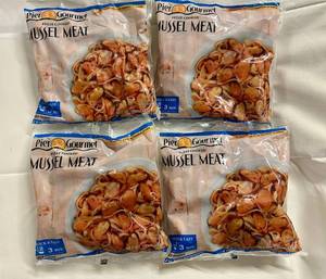 C. 4x 16oz Fully Cooked Mussel Meat