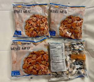 C. 4x 16oz Fully Cooked Mussel Meat