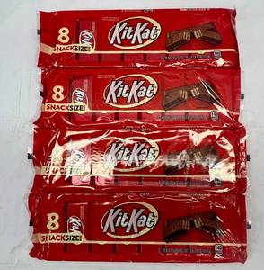 4x8 Snack Size Kit Kat Bars(32 Total bars)