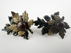 lot 38 image: Art Nouveau Enamel Jasper Leafy gold Tone Base Metal Post Back Pierced Earrings.