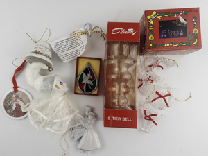 lot 151 image: Lot of Christmas Ornaments