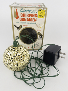 lot 178 image: Vintage Electronic Chirping X-MAS Tree Colored Ornament Gold WOriginal Box Working