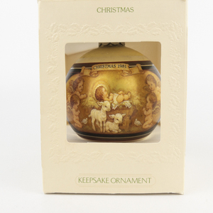 lot 179 image: Hallmark Christmas Satin Unbreakable Ornament 1981 in Original Packaging