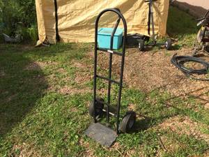 lot 23 image: Ironton 2 Wheel Dollie