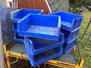 lot 26 image: 9 StackableRackable Blue AKRO Bins
