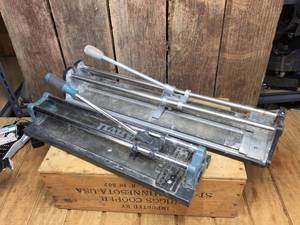 lot 66 image: Anvil - Blue Hawk Tile Cutters