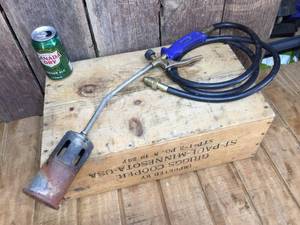 lot 95 image: Propane Weed Burner Tool & Hose