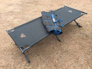 lot 113 image: Kelty Discovery Cot - Nice