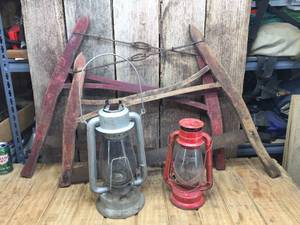 lot 129 image: 2 Antique Swede Saws & 2 Lanterns