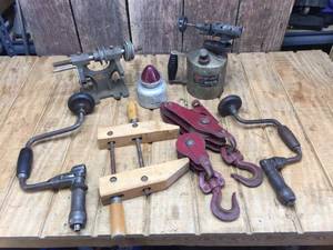 lot 145 image: Group Vintage Tools