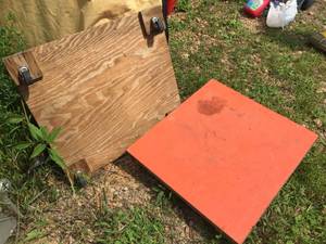 lot 147 image: 2 Custom Floor Roller Platforms - 2 x 2