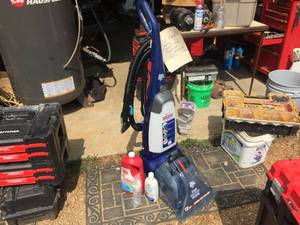 lot 151 image: Dirt Devil Easy Steamer Deluxe Carpet Shampooer
