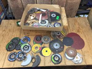 lot 168 image: Variety  4 12-6 Grinder DiscsWheelsBlades
