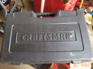 lot 114 image: Craftsman 19.2v 12 Drill - Right Angle Drill Set
