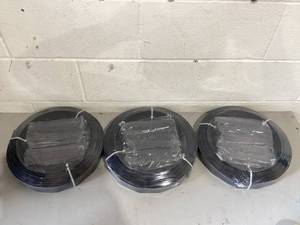 lot 500 image: LOT OF 3 10m Flexible Lawn Edging, Plastic Garden Edging Border