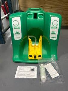 lot 66 image: G1540 AquaGuard 16 Gallon Eyewash Station