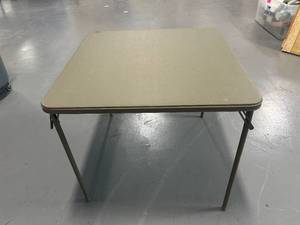 lot 14 image: Folding Table (33-12 x 33-12