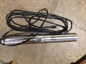 VEVOR Deep Well Submersible Pump 0.5 HP 115-Volt 28 GPM Flow 167 ft. Head Water Pump with 33 ft. Electric Cord for Home Use  Customer Returns See Pictures