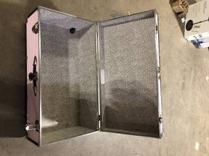 Seward Trunk Seward Explorer 30 in. Trunk with Wheels & Lock, Blush Customer Returns See Pictures