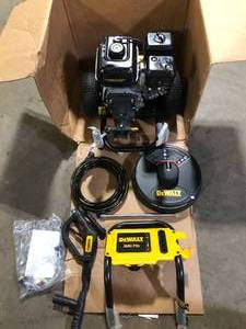 DEWALT 3500 PSI 2.5 GPM Cold Water Gas Pressure Washer with DeWalt 208cc Engine Customer Returns See Pictures