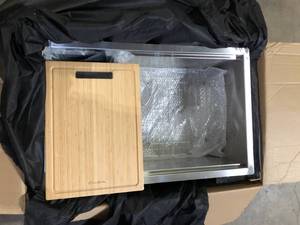 Glacier Bay Zero Radius 30 in. Undermount Single Bowl 18 Gauge Stainless Steel Kitchen Sink with Accessories Slight Dent   Customer Returns See Pictures