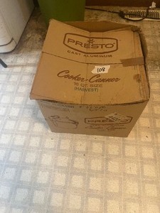 Pressure cooker