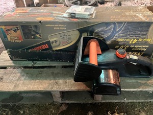 Electric chain saw