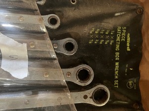 Ratchet wrenches