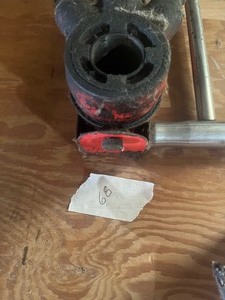 Pipe threader