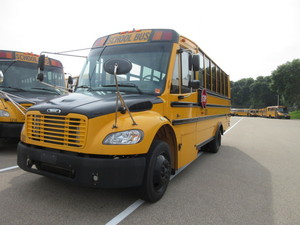 THOMAS 22 PASSENGER SPECIAL NEEDS BUS WITH LIFT