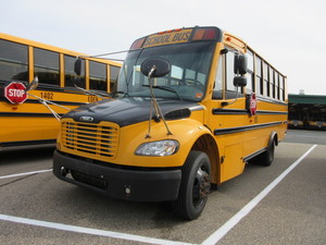 THOMAS 22 PASSENGER SPECIAL NEEDS BUS WITH LIFT
