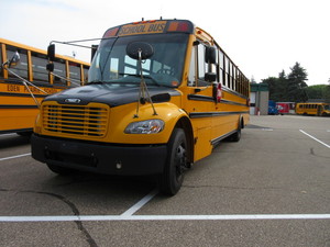 FREIGHTLINER 71 PASSENGER SCHOOL BUS