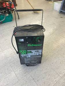 Schauer Model FC40 Battery Charger
