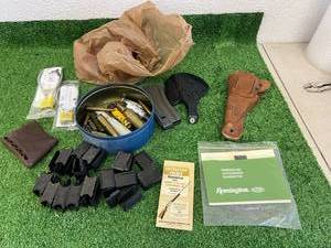 Ammo Clips, Holsters & Firearm Misc