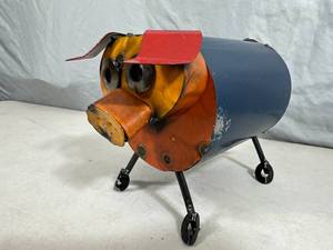 New Handmade Recycled Metal Art Pig