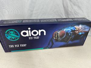 New Aion Fly Trap Kit