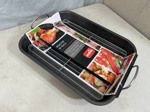 New Roaster Pan with Rack