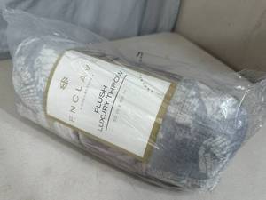 New Enclave Plush Luxury Throw Blanket