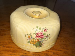 lot 610 image: Vintage Antique 1920s Limoges Ivory  Floral Cheese Cover. Estimated Value $50-75
