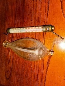 lot 670 image: Antique Blown Glass Barometer and Thermometer