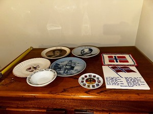 lot 692 image: Various Norwegian Themed Wall Hanging Decorative Plates