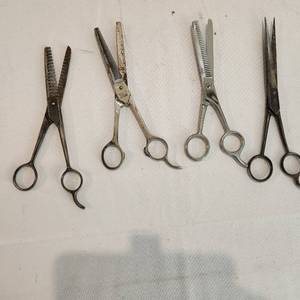 lot 626 image: Vintage Set Stylist Thinning Shears