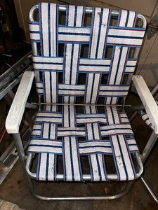 lot 965 image: Pair Of Woven Vintage Deck Folding Chairs