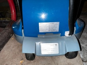 lot 964 image: Sterling Duo High RPM Carpet And Hard Floor Cleaner